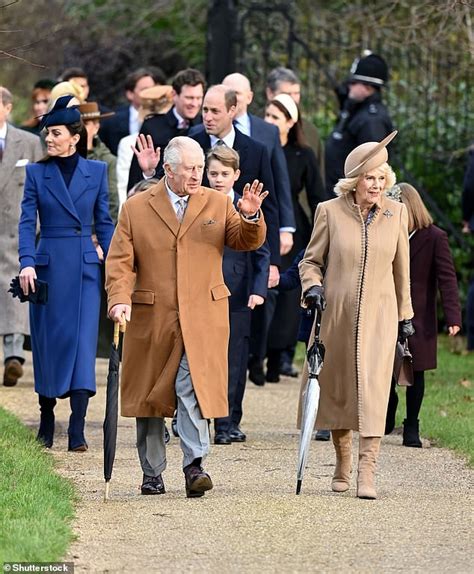 Royal Christmas wishes! Charles and Camilla are joined by almost all ...