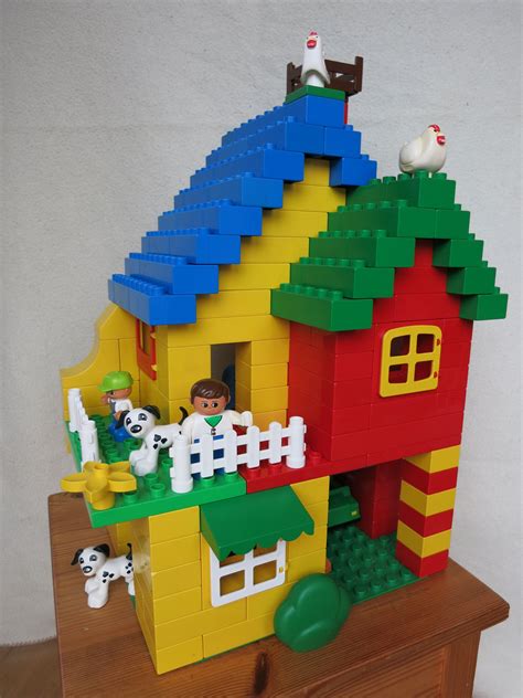 Haus aus Duplo | Lego duplo, Lego creative, Lego activities