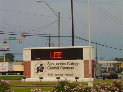 San Jacinto College Central Campus - Pasadena, TX - Universities and ...