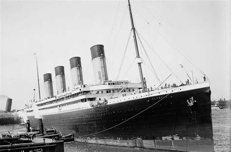 The Photographic History of RMS Olympic (Titanic's Sister Ship), 1911 ...