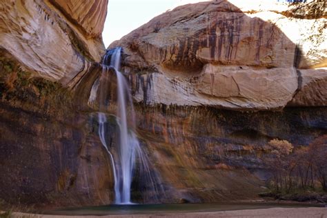 Lower-Calf-Creek-Falls-Utah-Wanderlust-While-Working - Our Beautahful World