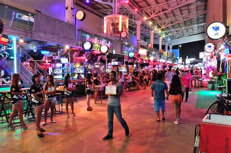 9 Best Nightlife Experiences in Patong Beach - Where Should You Go at ...