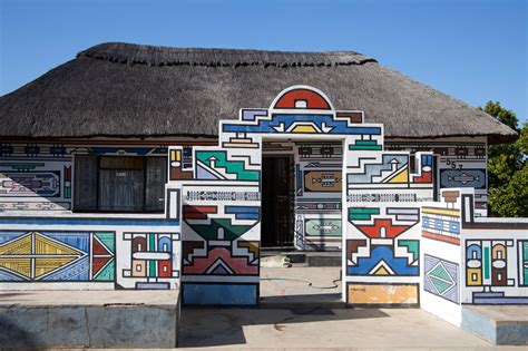 Reinventing Resistance: The Ndebele Tribe’s Geometric Wall Art - ELEPHANT