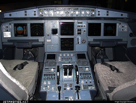 Frontier A320 Cockpit