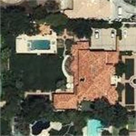 Ray Romano's House in Los Angeles, CA - Virtual Globetrotting