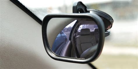 12 Best Blind Spot Mirrors For Your Car 2018 - Blind Spot and Side View ...