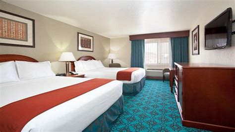 HOLIDAY INN EXPRESS MESA VERDE-CORTEZ, AN IHG HOTEL $103 ($̶1̶2̶7̶ ...