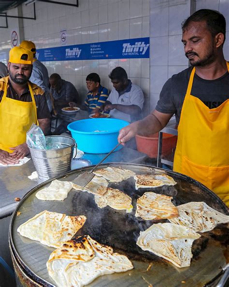 No, they’re not the same: Roti prata vs. Roti canai