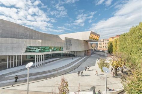 MAXXI: National Museum of 21st Century Arts in Rome - Romeing