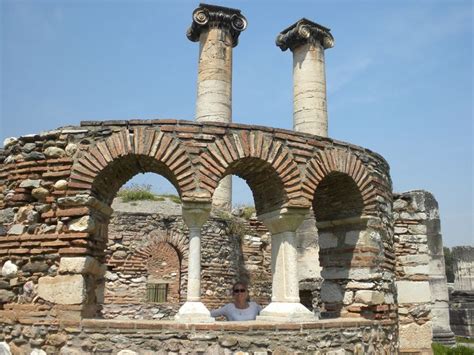 Sardis: another temple ruin. | Sardis, Temple ruins, Ancient cities