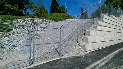 How To Install Chain Link Fence On A Slope | Storables