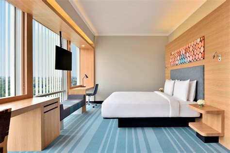 Hotel Rooms & Amenities | Aloft New Delhi Aerocity