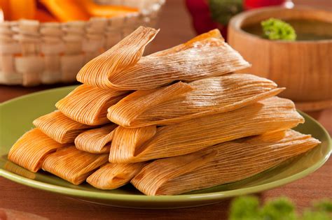 Corn, Green Chile, and Cheese Tamales Recipe