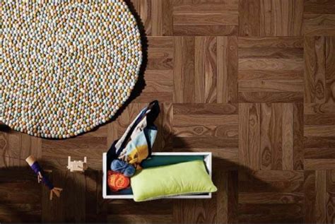 6 Cool Patterns to Create Using Herringbone Wood Flooring - Mikasa Real ...