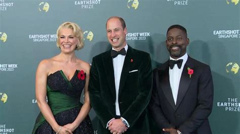 Prince William attends annual Earthshot Prize Awards | GMA