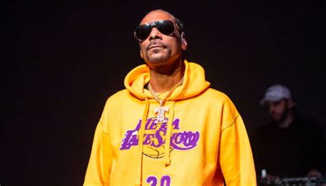 Snoop Dogg's Mother Dies: Beverly Tate Eulogized By Rapper Son As 'Angel'