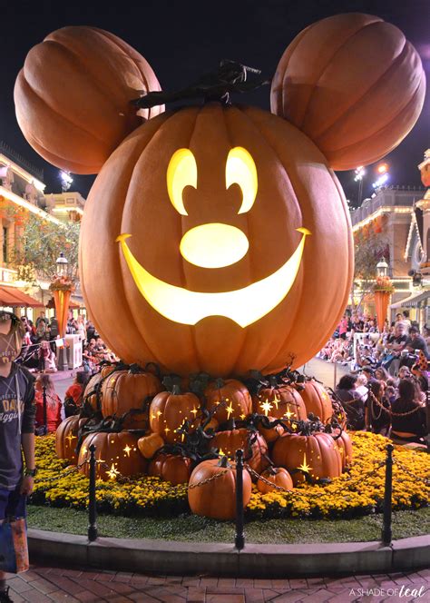 Mickey's Halloween Party at Disneyland!