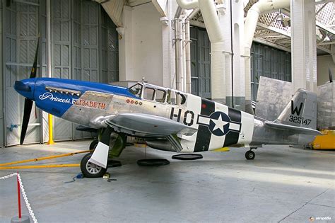 North American P-51b Mustang 7D7