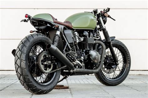 lady speed triumph custom motorcycle by macco motors