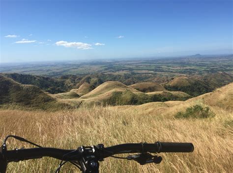 The Mt. Williams Trail offers gorgeous overlooks of the rolling hills ...