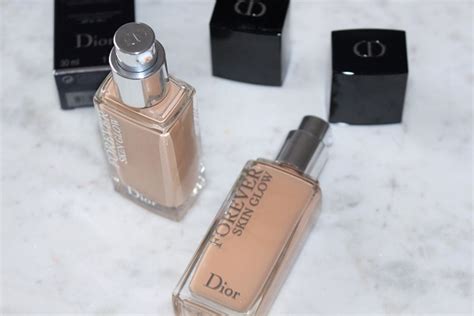 Dior Forever Skin Glow Foundation Review & Swatches