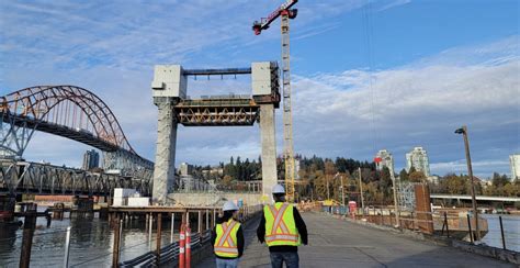 New Pattullo Bridge begins to rise in the Fraser River (PHOTOS) | Urbanized