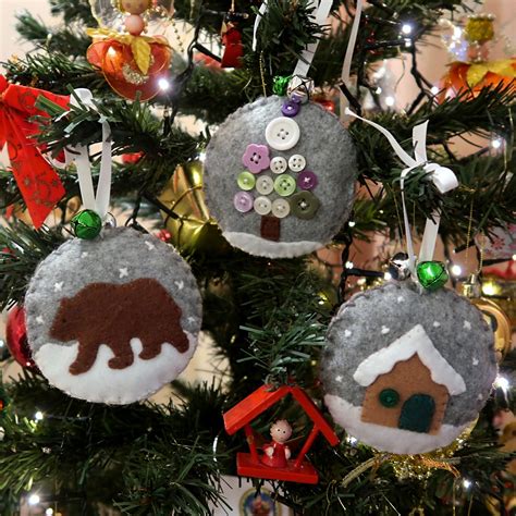 Felt Christmas Baubles — How to Make - Bright Ideas Crafts