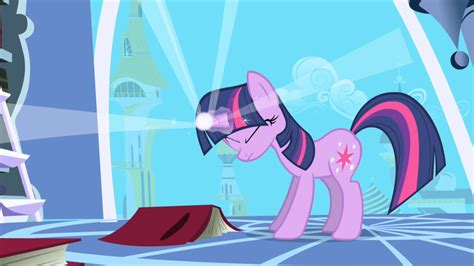 Image - Twilight Sparkle using her magic S01E01.png - My Little Pony ...