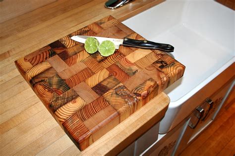 reclaimed wood butcher block table - Google Search | Diy wood projects ...