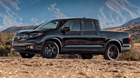 2019 Honda Ridgeline AWD Black Edition First Test - Motor Trend Canada