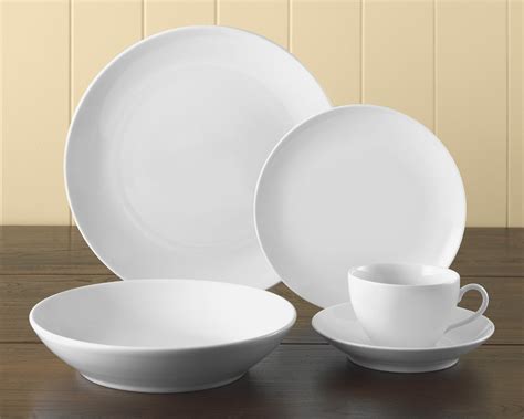 Pillivuyt Coupe Porcelain Dinnerware Collection | Williams Sonoma AU