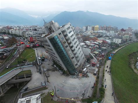 Taiwan Earthquake Toll Rises to 9 Dead, With Dozens Missing - The New ...