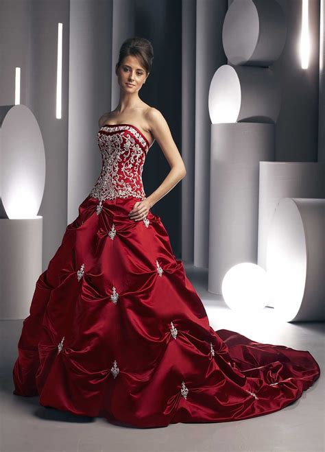 Wedding By Designs: Red wedding dress