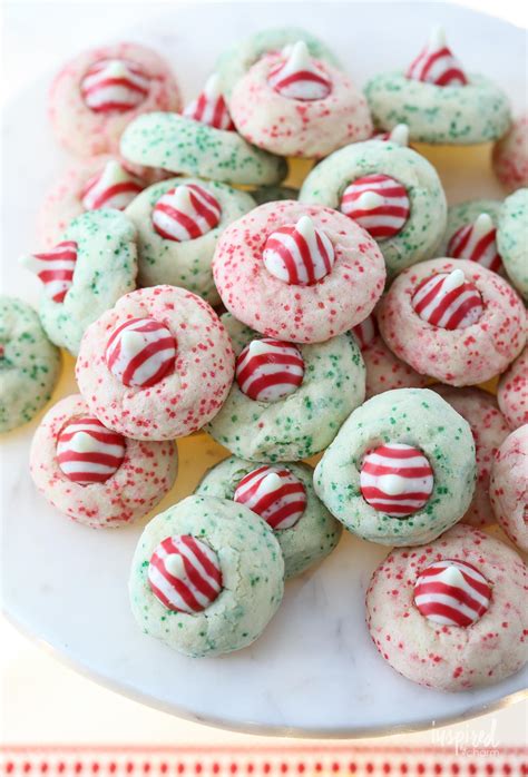 Peppermint Kiss Cookies - Christmas Cookie Recipe