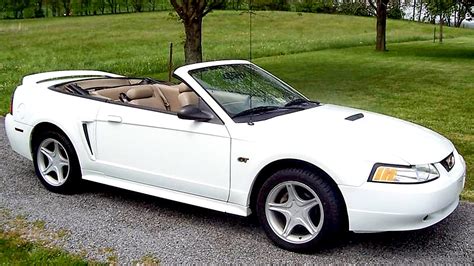 2000 Ford Mustang Convertible