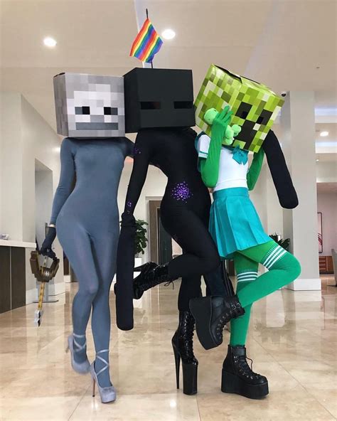 The most frightening Minecraft cosplay ever : gaming | Funny cosplay ...