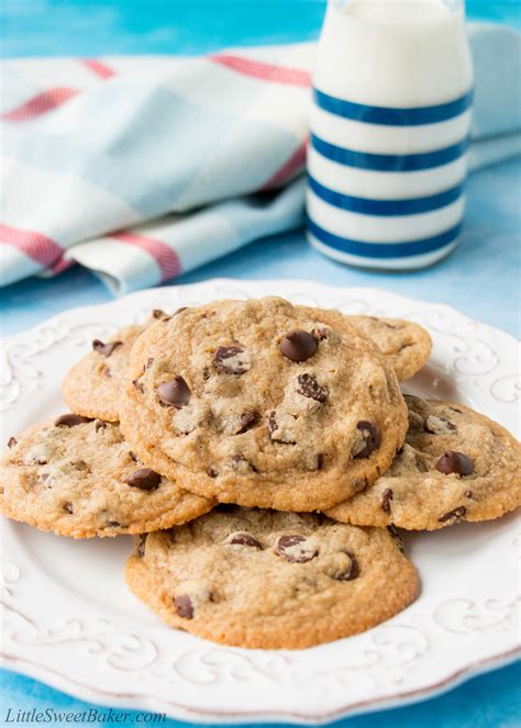 Easy Chocolate Chip Cookies (video) - Little Sweet Baker