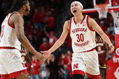 3 thoughts on Keisei Tominaga's return to Nebraska Basketball