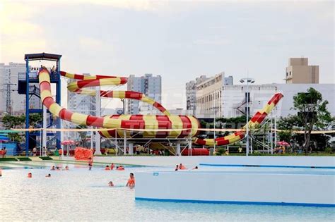 Outdoor Water Park Wave Pool / Security swimming pool wave machine