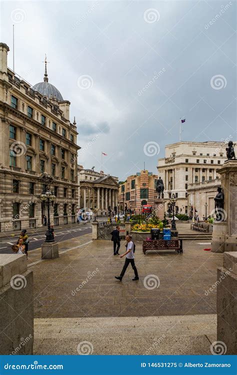 Bank of England Building in London, UK Editorial Image - Image of ...