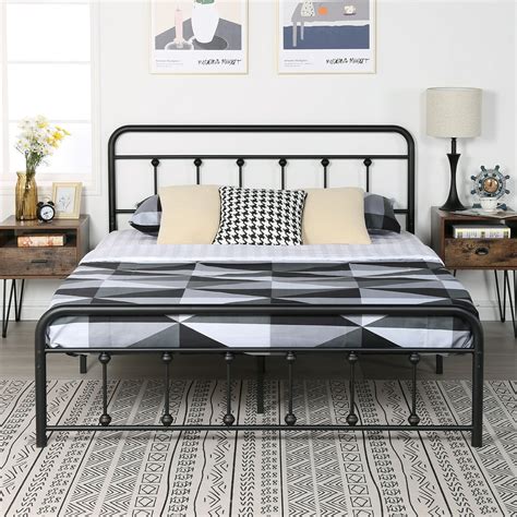 VECELO Metal Queen Platform Bed Frame with Headboard and Footboard, No ...