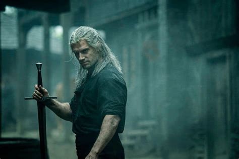 New ‘The Witcher’ Clip Finds Henry Cavill In An Epic Sword Fight ...