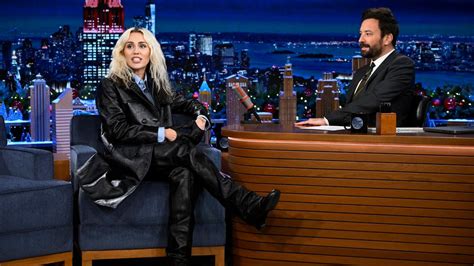 Miley Cyrus Dons Full Gucci on ‘Tonight Show Starring Jimmy Fallon’