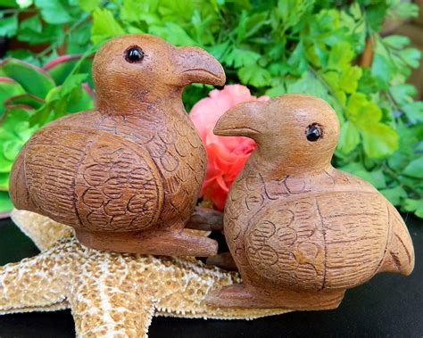 2 Wooden Birds Hand Carved Wood Pair Figurine Sculpture Small Folk Art ...