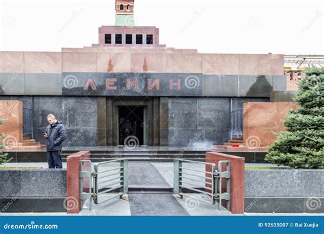 Tomb of Lenin in Red Square,moscow Editorial Photography - Image of ...