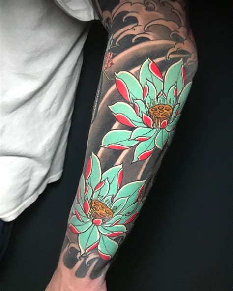 Japanese flower tattoo ideas and their meanings