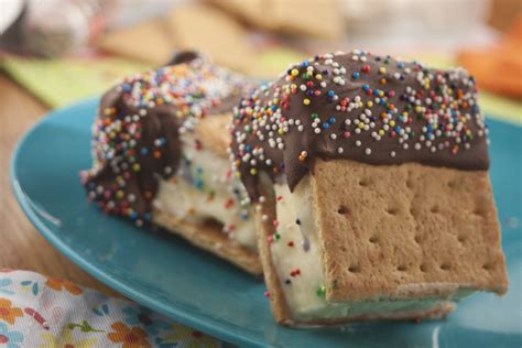 Ice Cream Sandwiches | MrFood.com