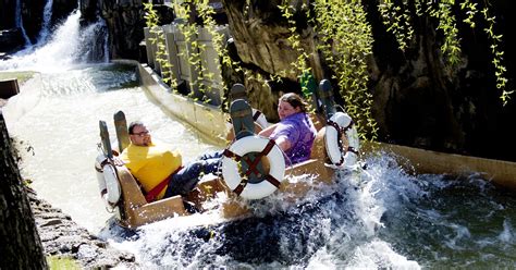 Dollywood opens this weekend: Tips on tickets, rides, attractions, food