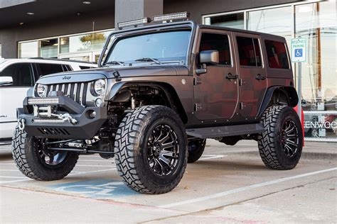 Dallas Custom Jeep Design & Sales - Jeep Builder JR's Custom Auto