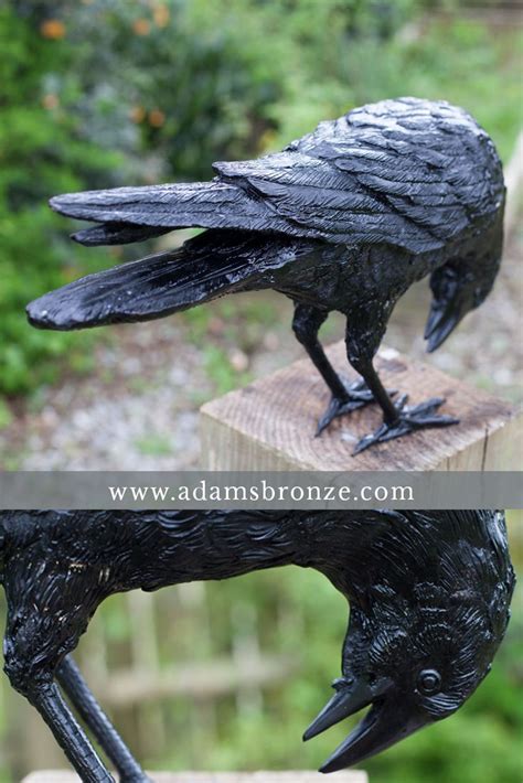 Incredibly lifelike Crow and Raven statues made in bronze. Rustproof ...